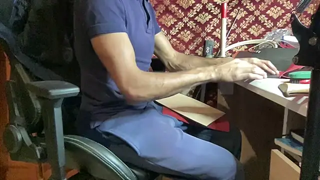 JUSTFORRICH online show from 12-04-25, 10:40