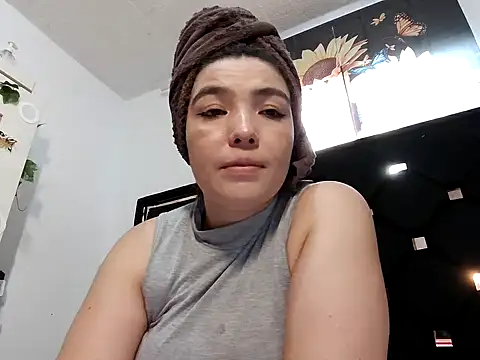 vegacristal88 online show from 11-08-25, 03:12