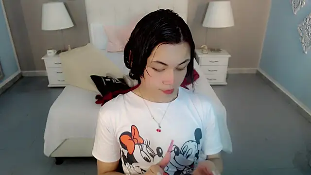 nathalialoes1 online show from 11-16-25, 07:08