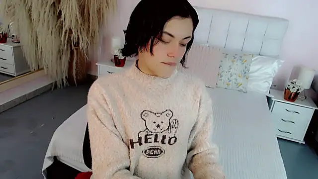 nathalialoes1 online show from 11-18-25, 09:47