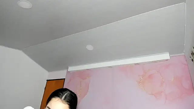 milk candy18 online show from 10-22-25, 10:37