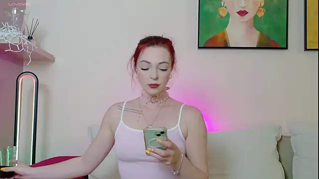 Snapshot of New_Kessie chatting on 11-14-25, 07:23 New Kessie online show from 11-14-25, 07:23