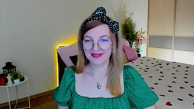 YourUniverser online show from 05-07-26, 11:59