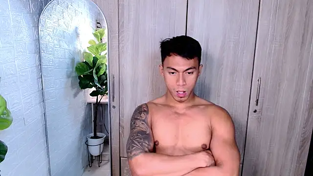 PinooyMilker online show from 11-10-25, 06:12