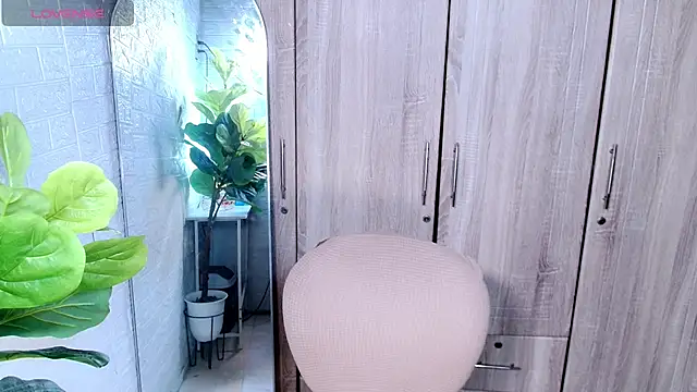 PinooyMilker online show from 03-06-26, 02:02