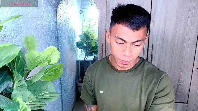 PinooyMilker online show from 04-01-26, 09:56