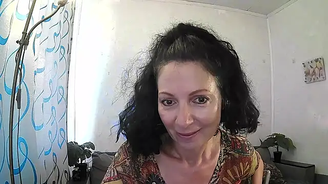 Snapshot of ValleriWind chatting on 07-09-26, 04:27 ValleriWind online show from 07-09-26, 04:27