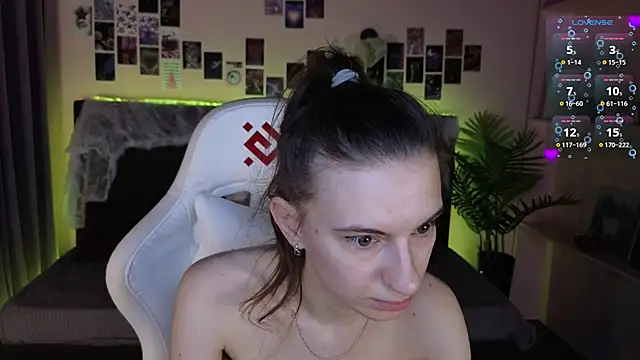 kaleriyaa  online show from 11-04-25, 01:27