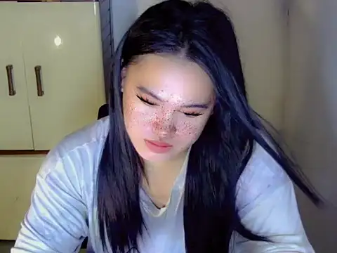 Annierose ts online show from 12-15-25, 05:12