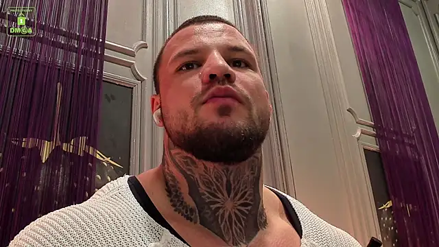 OliverSport online show from 12-15-25, 04:00