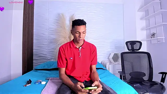 JulienSaint online show from 02-18-26, 12:34