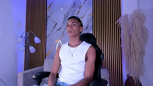 JulienSaint online show from 04-22-26, 11:45