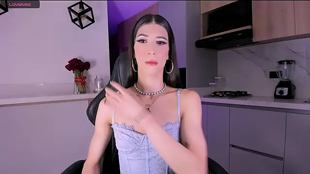 fhalon foxxxys  online show from 04-04-26, 05:27