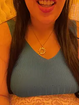 Snapshot of Bold-arabic-vibes chatting on 05-06-26, 04:45 Bold-arabic-vibes online show from 05-06-26, 04:45