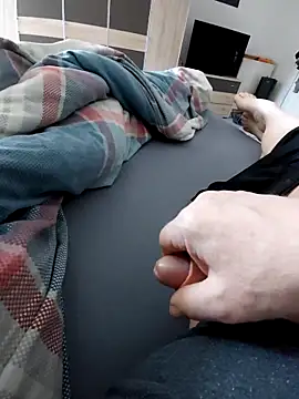 nikfu274 online show from 04-08-26, 07:41