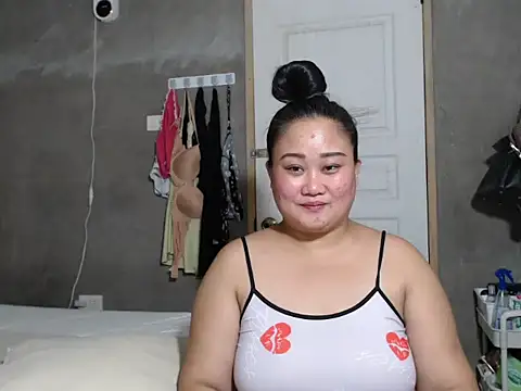 Snapshot of jengrey chatting on 12-18-25, 05:46 jengrey online show from 12-18-25, 05:46