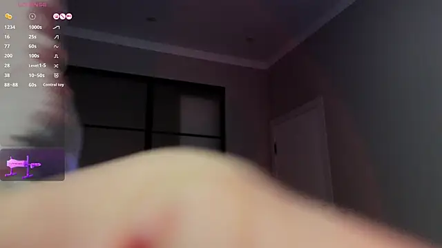 lunajii online show from 10-15-25, 07:14