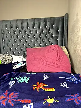 Snapshot of Kikie23 chatting on 11-19-25, 08:31 Kikie23 online show from 11-19-25, 08:31