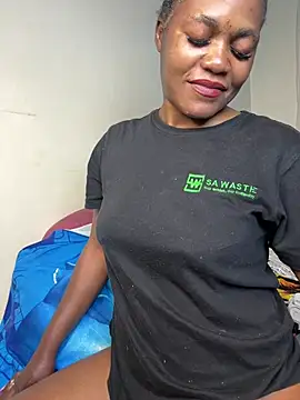 Kikie23 online show from 05-20-26, 03:02