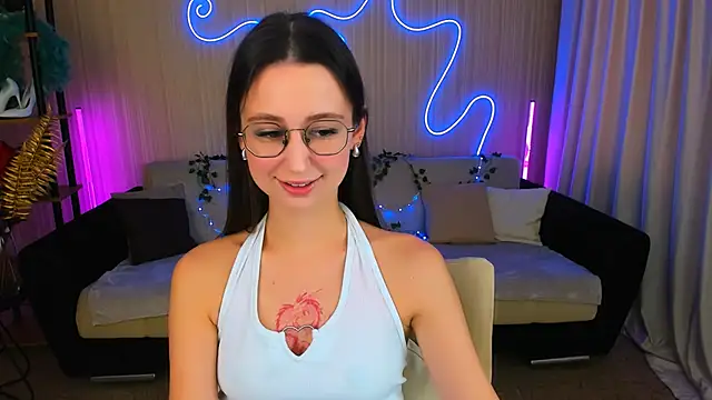 YourLovellyStory online show from 09-18-25, 11:23