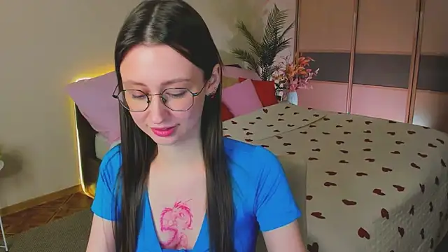 YourLovellyStory online show from 04-20-26, 12:41