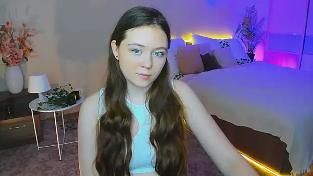 AlluringLookk online show from 10-06-25, 12:46