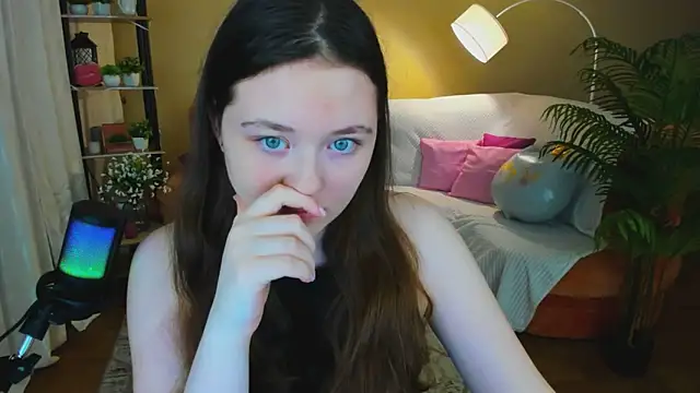 AlluringLookk online show from 01-19-26, 04:22