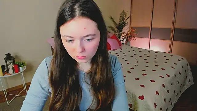 AlluringLookk online show from 04-22-26, 04:52