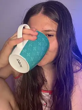 Emilyybennet  online show from 08-02-26, 02:10