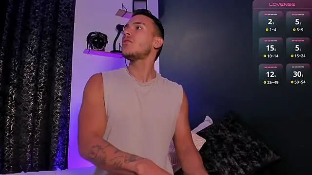 MarkSantozz online show from 02-03-26, 07:41