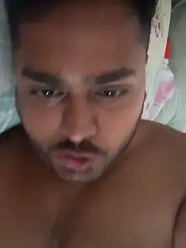 Snapshot of blrguychub chatting on 09-11-25, 12:05 blrguychub online show from 09-11-25, 12:05