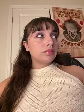 CharmingMaddie online show from 10-10-25, 02:54