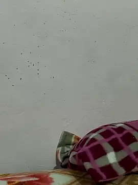 Love-pari077 online show from 02-01-26, 12:53