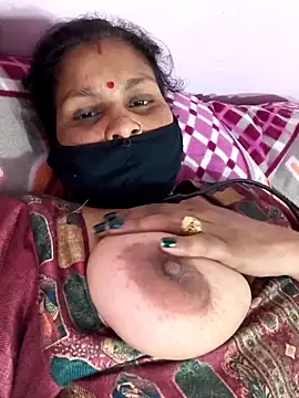 Love-pari077 online show from 02-03-26, 09:47