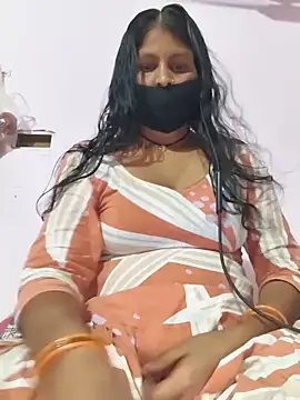 Love-pari077 online show from 05-29-26, 03:54
