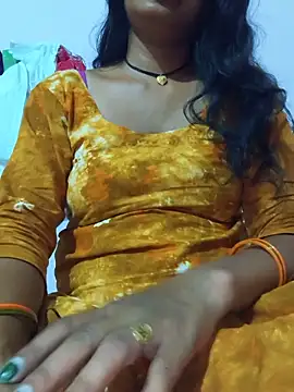 Love-pari077 online show from 06-22-26, 04:09