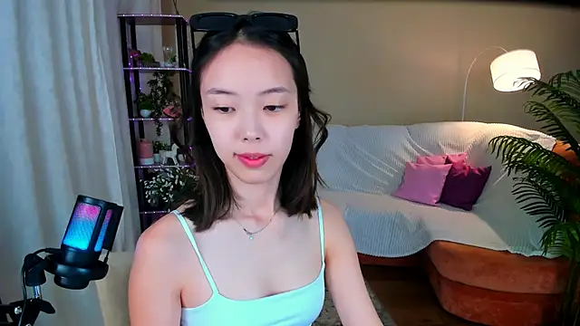 Snapshot of SoulHarmoonyy chatting on 09-10-25, 01:44 SoulHarmoonyy online show from 09-10-25, 01:44