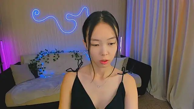 Snapshot of SoulHarmoonyy chatting on 09-30-25, 01:27 SoulHarmoonyy online show from 09-30-25, 01:27