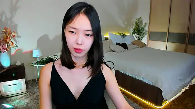 Snapshot of SoulHarmoonyy chatting on 10-14-25, 01:12 SoulHarmoonyy online show from 10-14-25, 01:12