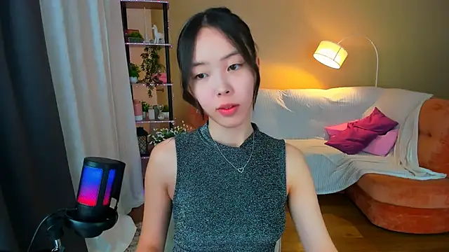 Snapshot of SoulHarmoonyy chatting on 10-17-25, 07:27 SoulHarmoonyy online show from 10-17-25, 07:27