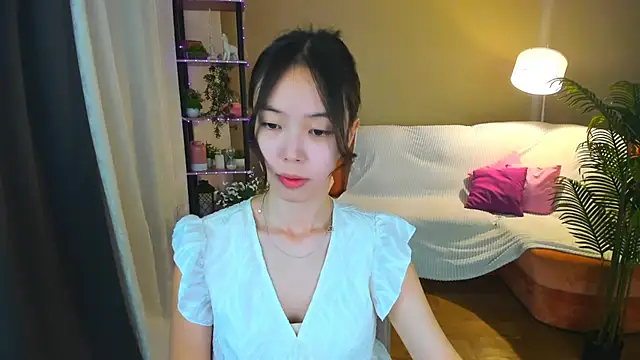 Snapshot of SoulHarmoonyy chatting on 10-20-25, 01:22 SoulHarmoonyy online show from 10-20-25, 01:22