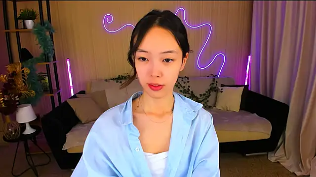 Snapshot of SoulHarmoonyy chatting on 11-11-25, 01:11 SoulHarmoonyy online show from 11-11-25, 01:11