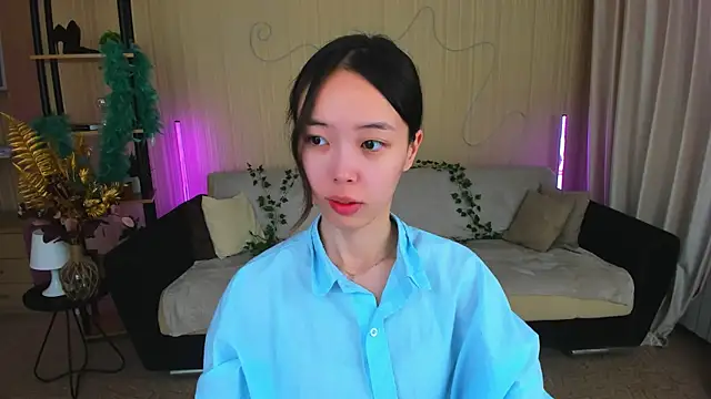 Snapshot of SoulHarmoonyy chatting on 11-22-25, 04:11 SoulHarmoonyy online show from 11-22-25, 04:11