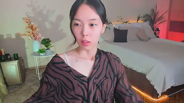 Snapshot of SoulHarmoonyy chatting on 11-28-25, 01:14 SoulHarmoonyy online show from 11-28-25, 01:14