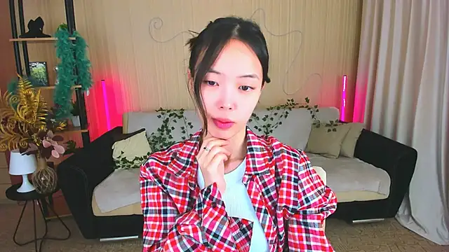 Snapshot of SoulHarmoonyy chatting on 12-01-25, 01:16 SoulHarmoonyy online show from 12-01-25, 01:16