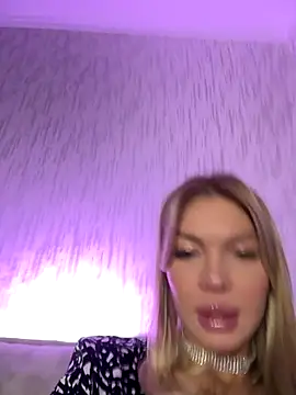 miss veroNika online show from 12-16-25, 02:27