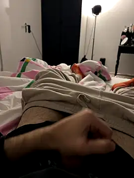 Frankieyyy1 online show from 12-20-25, 10:06