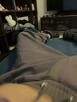 Frankieyyy1 online show from 02-22-26, 06:57