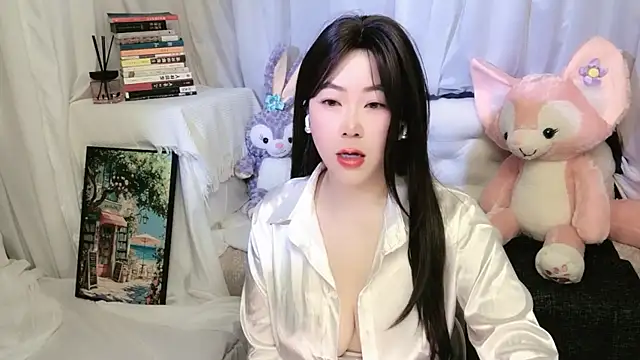 Emmaq996 online show from 04-10-26, 01:55