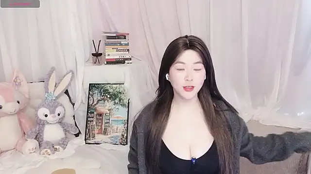 Emmaq996 online show from 04-24-26, 01:41